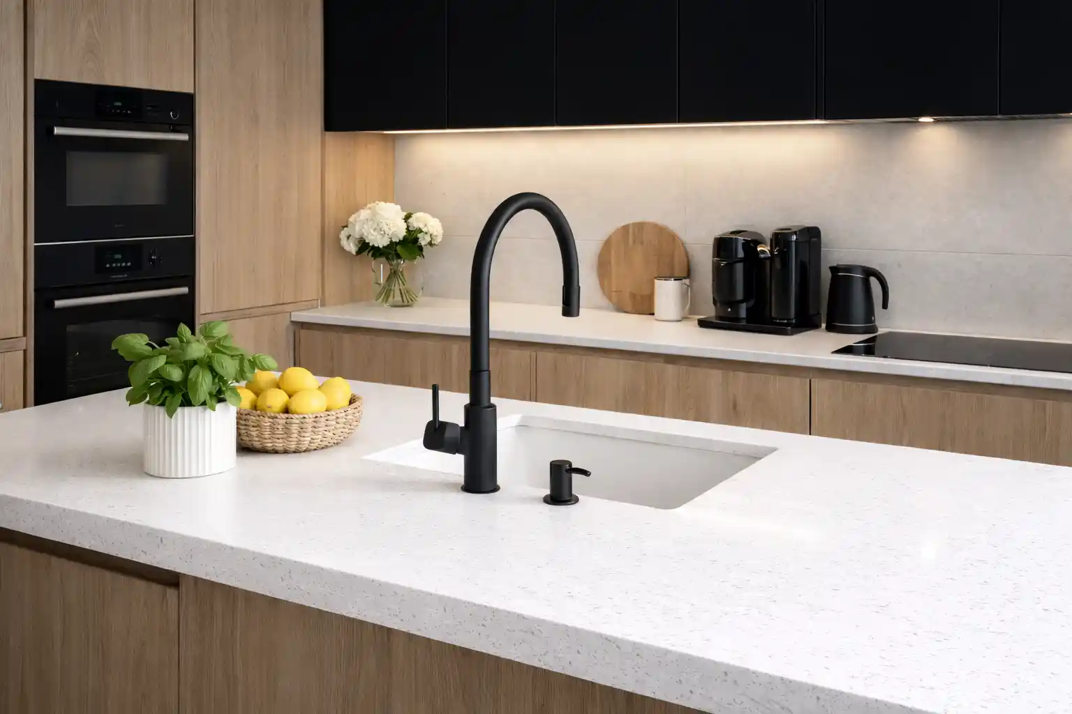 Столешницы из кварцевого агломерата в Минске — под заказ